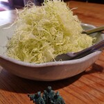 かつ吉 野庵 - おかわり自由のキャベツ