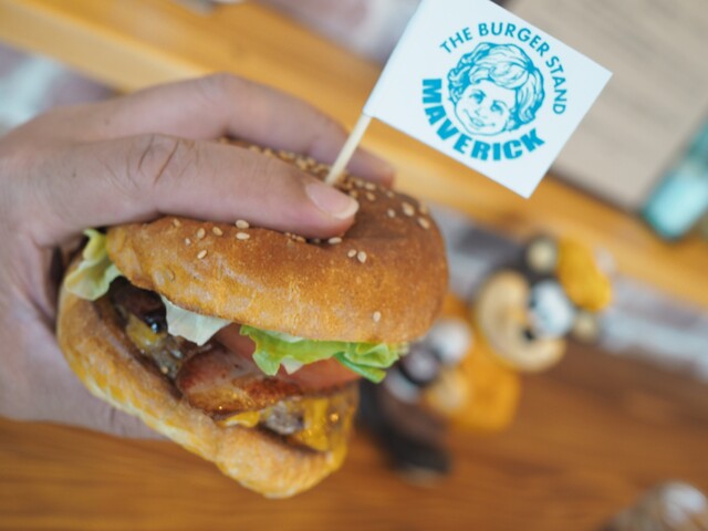 ザ バーガー スタンド マーベリック The Burger Stand Maverick 京終 ハンバーガー 食べログ