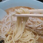 熊王ラーメン - 喉越しの良い麺！！
