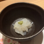 すし伊澤 吉祥寺 - ■小鉢  白エビ
                                
                                   甘い！旨い！！