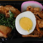 弁当 定吉 - 豚キムチと唐揚、玉子、蒲鉾