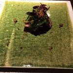 日本料理 TOBIUME - 大地：”小松菜”の温かいお浸し 筑穂牛 安高農園の小松菜