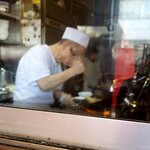 大吉 - チャーハン作ってます。ご主人の見事な鍋ワークに惚れちゃうわ♡