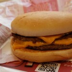 マクドナルド - ダブルチーズバーガーです。