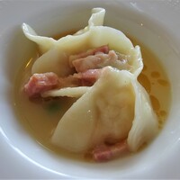 レストラン ラ・マーレ - Menu HAYAMA：温菜（芝海老と自家製リコッタチーズのラビオリ プティポワフランセーズ）