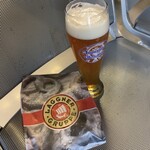 Augustiner Bierbar - ヴァイツェンとプレッツェル♪