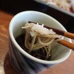 手打ち蕎麦 ほかげ - 辛味おろしで啜る