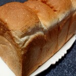 Shokupan No Omise Hoteipan - 斜めから撮影の食パン〈山食〉
