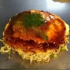 お好み焼みっちゃん総本店 - イカ天そば肉玉子の麺ダブル