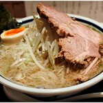 神名備 - 塩ラーメン　1320円　海苔１枚と半玉は長時間並んで１番目に入った時のプチサービスです。