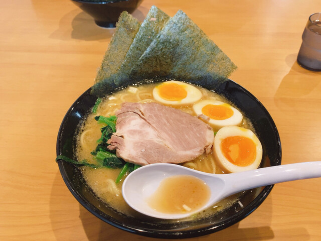 横濱家系ラーメン 麺屋 陽炎 かげろう 春日山 ラーメン 食べログ 横濱家系ラーメン 麺屋 陽炎 かげろう 春日山 ラーメン 食べログ