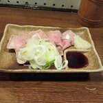 大衆酒場 竹うち - タン刺し