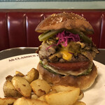 エーエス クラシックス ダイナー - ４月のマンスリーバーガー ：フィリーチーズステーキバーガー￥１６００