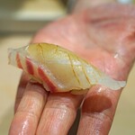 三谷 - 淡路島産の桜鯛