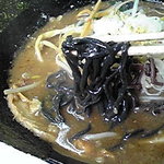 技 田中屋 - 黒味噌黒麺