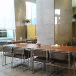 レストラン四季 - ホテル１階のレストラン店内です。