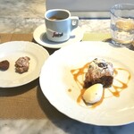 La Brianza - ブルッティマブオーニもヘーゼルナッツショコラもおいしい。ディカフェのコーヒーまでいただいて大満足。この日もお腹いっぱい、元気も充電できました☆