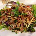 バーン・タム - 