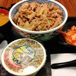 吉野家 - 料理写真:牛丼とAセット(200304→)
