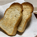 パンやきどころ RIKI - ハードトースト ハーフ ５枚切 ¥260+税