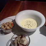 クラゲストア - コーンポタージュと前菜２種