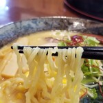 Mendokoro Houshou - ◆「乳みそラーメン」にゅーみそらーめん (半熟煮玉子)をトッピング