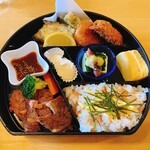 田舎の洋食屋 キッチン フレカンテ  - 