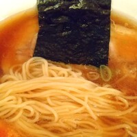 トゥーランドット 臥龍居  - 麺アップ