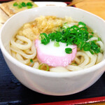 三よし - かけうどん
            何度来ても変わらない優しい味