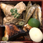 旬菜 おぐら家 - おかず盛り合わせ