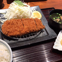 とんかつ まい泉 青山本店 - まい泉青山本店(紅豚特ロースかつ膳)