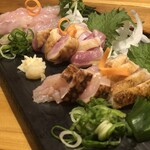 Hakata Teppanyaki Niku Domannaka - 鶏刺し