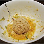 まぜそば専門店 シン・アジト - 〆の豚ライスボール。