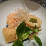 Soba Hirakawa - 4月蕎麦懐石：鯛の子と蕗の信田巻き