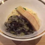 味ひろ - [焚合せ]
      筍、ぜんまい、湯葉