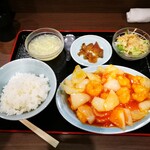 順香 - C定食 甘くないエビチリ 850円