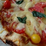 デリシャストマトファームカフェ - デリシャストマトのピザアップ！