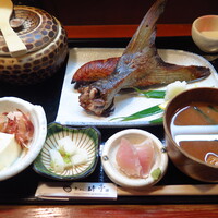 魚めし 竹亭 - 焼魚定食１，０００円（税込）