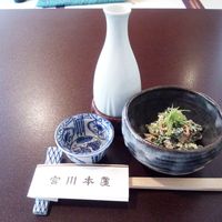 つきじ宮川本廛 - ひや酒(白鷹)と白和え