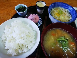 Honobono Chaya - 麦ごはんにだんご汁