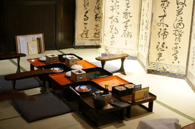 Akita Nagaya Sakaba photo 5