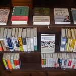 本の読める店 fuzkue - 