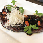Shanhai Kuisakaba Suiken - 黒酢酢豚。コクがあって深い味わい。