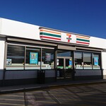 7-Eleven - 