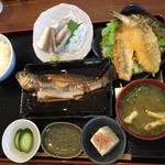 めしや　大磯港 - 煮魚定食