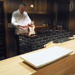 東麻布 天本 - "ケンケン鰹"を鍛える！