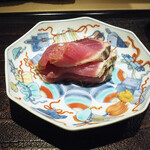 東麻布 天本 - "日戻り漁"の一本釣りの三重県の"ケンケン鰹"