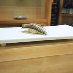 東麻布 天本 - 関西空港で獲れたこはだ