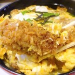 とんかつ筧 - ロースをカットした一口カツが五つ