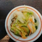 十勝豚丼 いっぴん - お新香アップです